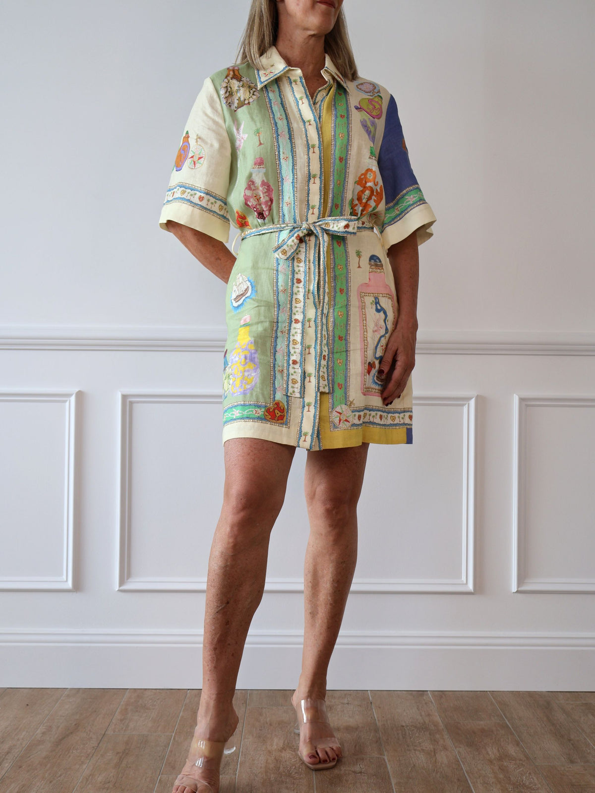 alemais elixir mini dress Shirt Yasmin is 174cm and Blue And Green Snake 24MEM30 Color:Photo color