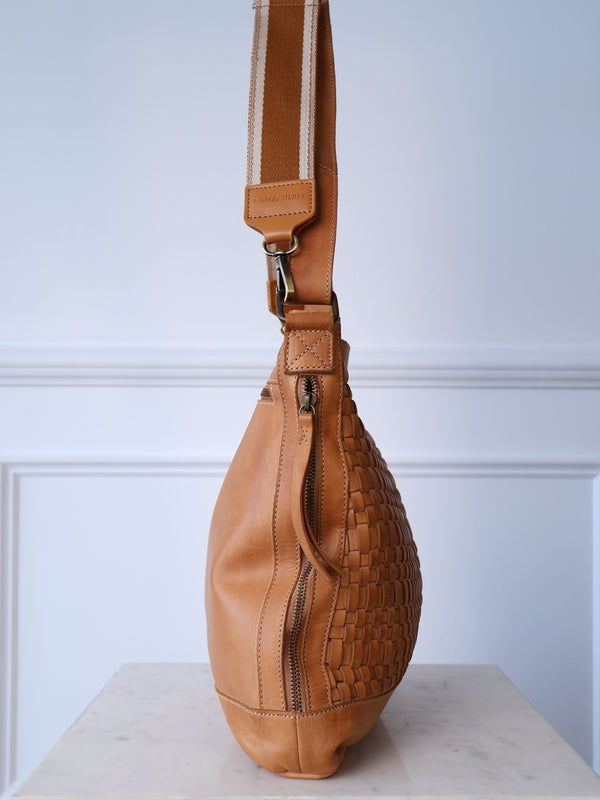 Juju & Co Woven Hobo Bag