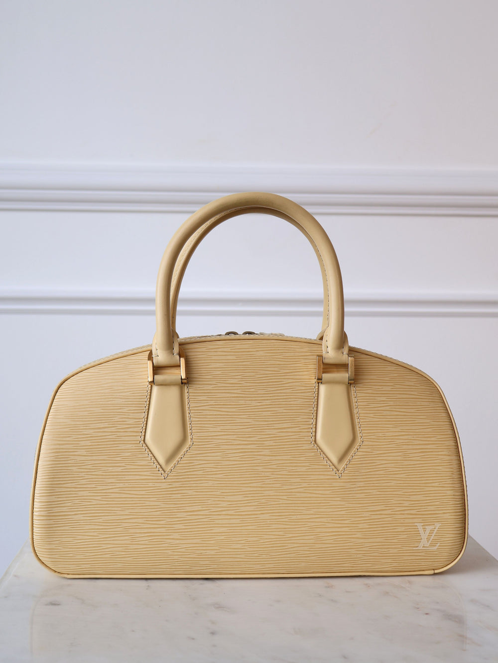 Louis Vuitton vintage bowling bag beige vanilla jasmin preloved second hand deal