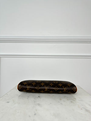 Eva Pochette