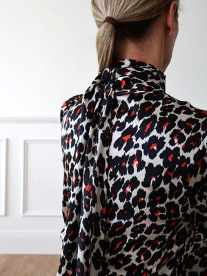Scanlan Theodore Silk Leo Midi