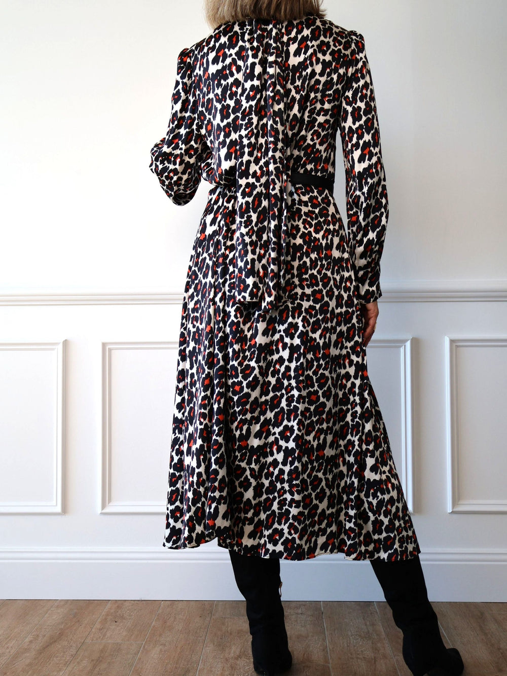 Scanlan Theodore Silk Leo Midi