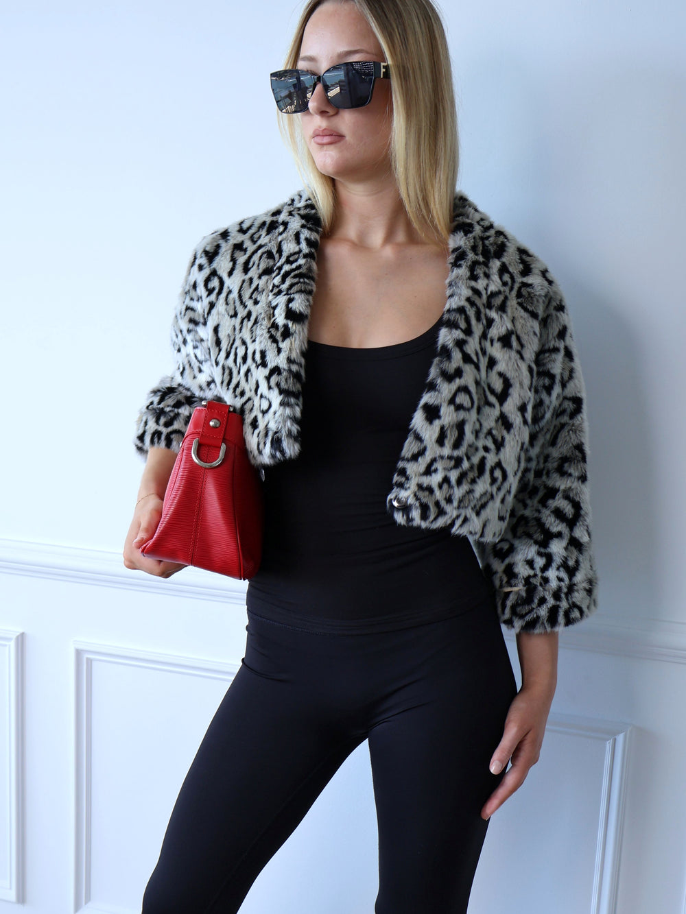 leopard-print faux fur jacket cropped preloved second hand